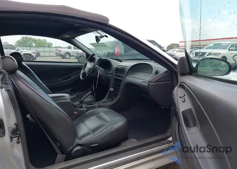 2001 Ford Mustang из США, поврежденный, VIN 1FAFP44461F132453